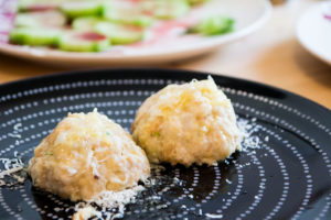 Read more about the article Ziegenkäse-Knödel