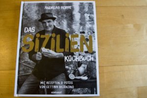 Read more about the article Das Sizilien Kochbuch