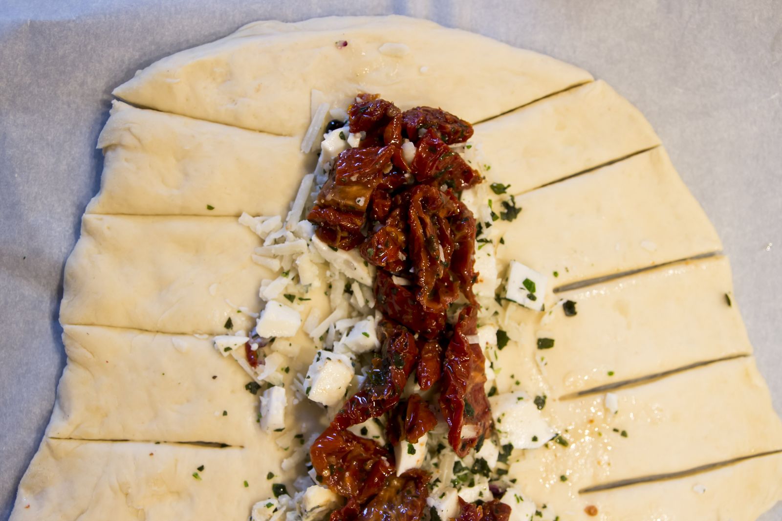 Die Fülle ist verteilt und der Stromboli eingeschnitten
