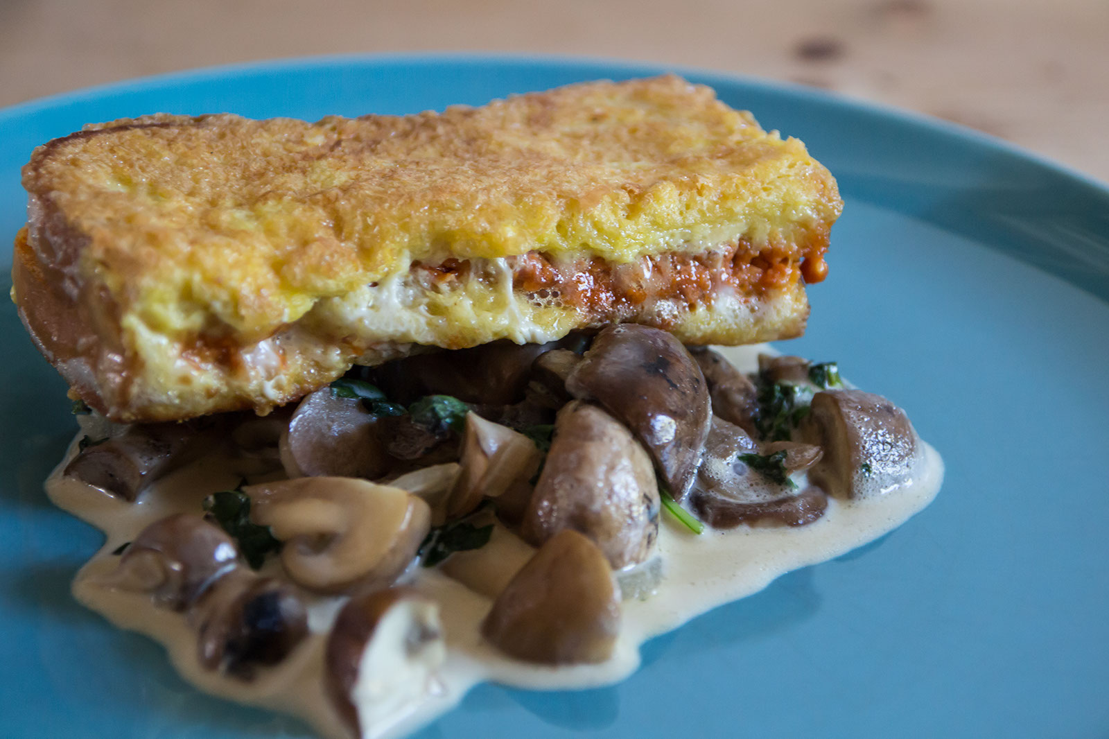 Tramezzini Piccata mit Pilzragout
