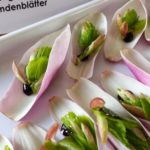 Frische Lindenblütenblätter sind lecker!